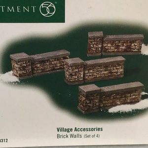 Dept 56 Village Accessory Brick Walls Set of 4